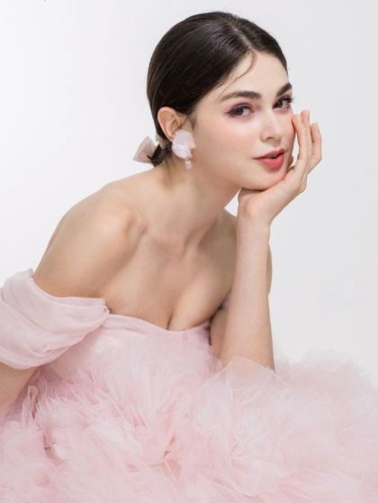 211a0e1b-3d6e-40e4-8702-1d823d8de686